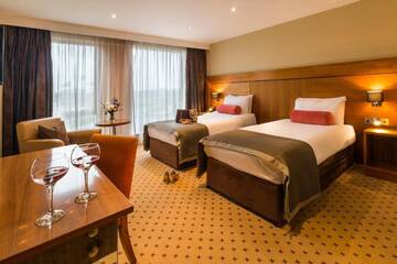 Фото номера Двухместный номер с 2 отдельными кроватями Отель Athlone Springs Hotel г. Атлон 2