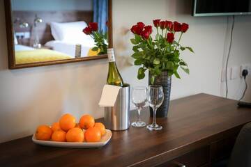 Фото номера Улучшенный двухместный номер с 2 отдельными кроватями Отель Creggan Court Hotel г. Атлон 4