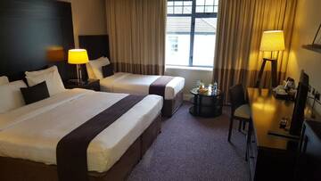 Фото номера Семейный номер (для 2 взрослых и 2 детей) Отель Shamrock Lodge Hotel г. Атлон 9