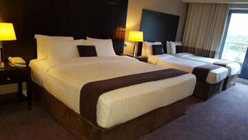 Фото номера Семейный номер (для 2 взрослых и 2 детей) Отель Shamrock Lodge Hotel г. Атлон 12