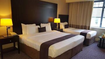 Фото номера Семейный номер (для 2 взрослых и 2 детей) Отель Shamrock Lodge Hotel г. Атлон 13